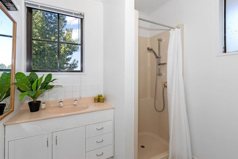 Photo of property in 64 Karnak Crescent, Russley, Christchurch, 8042