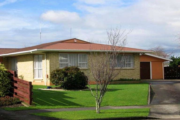 Photo of property in 4 Christian Place, Awapuni, Palmerston North, 4412