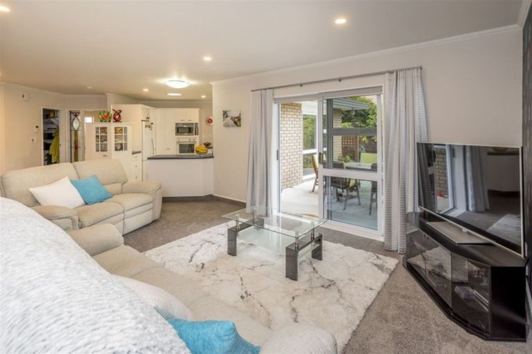 Photo of property in 9 Lynch Grove, Levin, 5510