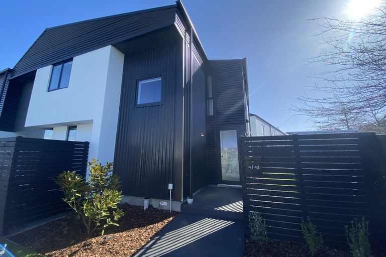 Photo of property in 4/43 New Brighton Road, Shirley, Christchurch, 8061