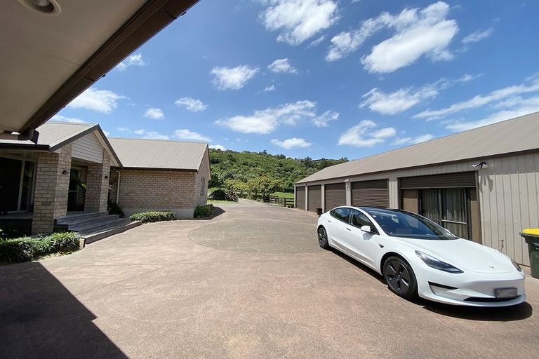 Photo of property in 67 Old Barn Road, Opaheke, Papakura, 2584