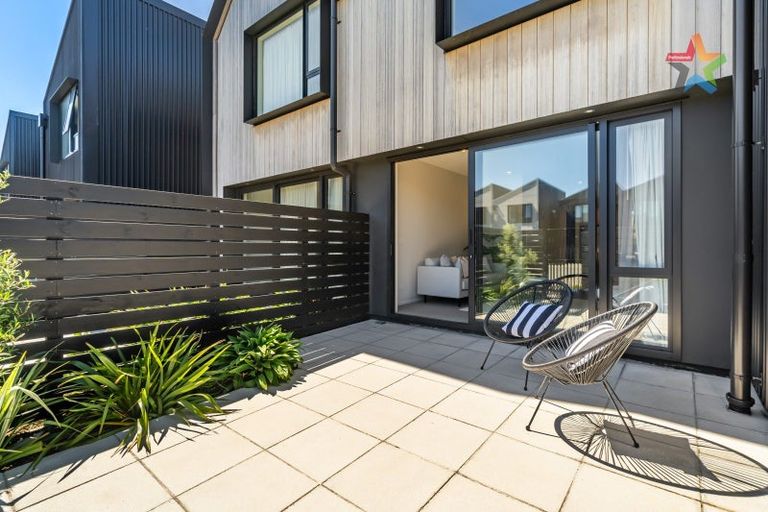 Photo of property in 17b Cuba Street, Petone, Lower Hutt, 5012