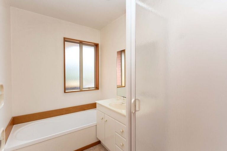 Photo of property in 1/3 Lantern Lane, Halswell, Christchurch, 8025