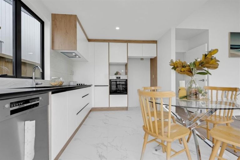 Photo of property in 40 Clayden Shuttleworth Street, Papakura, 2110