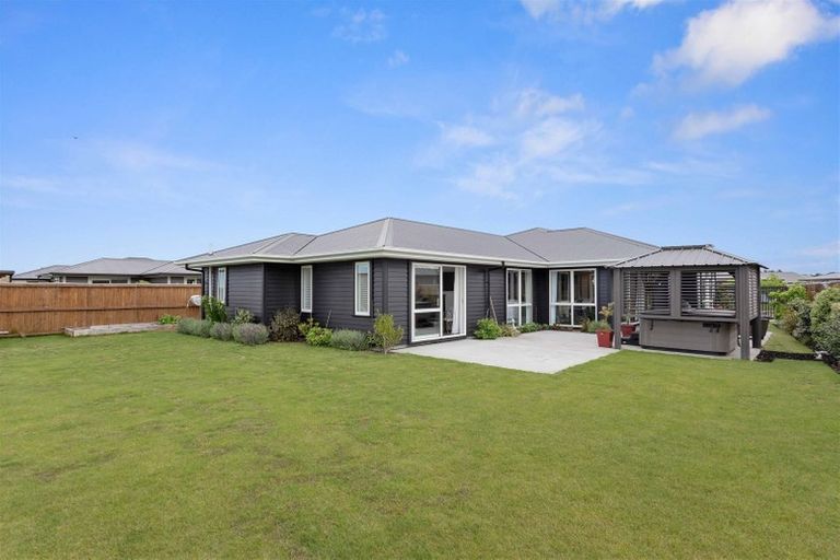 Photo of property in 106 Sutherland Drive, Kaiapoi, 7630