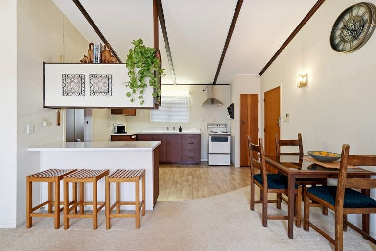 Photo of property in 1/175 Clayton Road, Mangakakahi, Rotorua, 3015