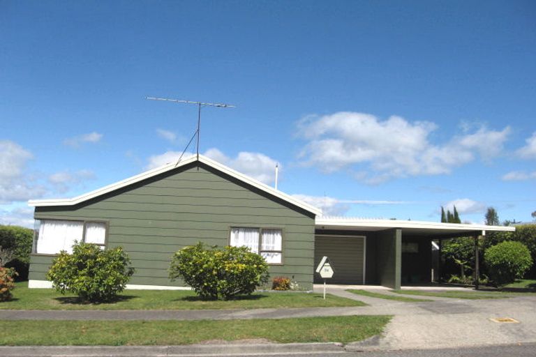 Photo of property in 3a Shera Street, Acacia Bay, Taupo, 3330