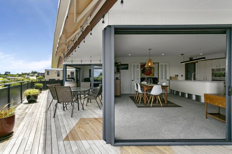 Photo of property in 47 Arrowsmith Avenue, Waipahihi, Taupo, 3330