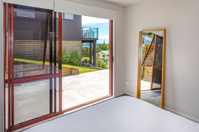 Photo of property in 208 Russell Bruce Place, Onemana, Whangamata, 3691