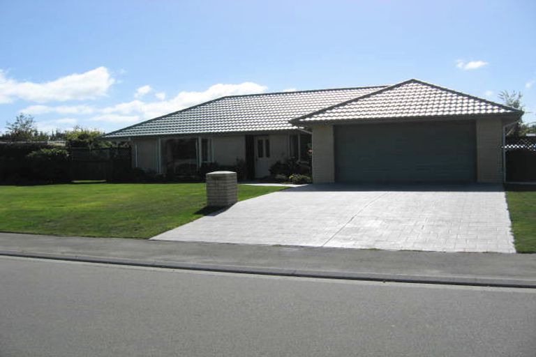 Photo of property in 37 Bronte Way, Rolleston, 7614