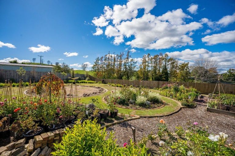 Photo of property in 41 Maire Street, Wairakei, Taupo, 3332