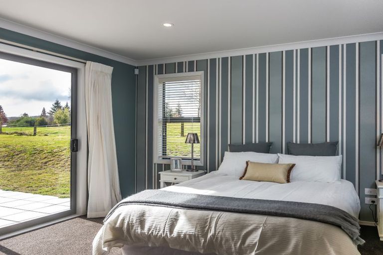 Photo of property in 111 Kenrigg Road, Kinloch, Taupo, 3377