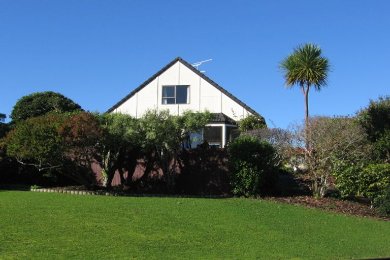Photo of property in 1/28 Rapallo Place, Farm Cove, Auckland, 2012