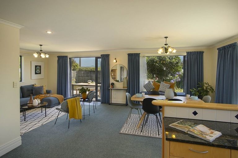 Photo of property in 2 Ashdonleigh Grove, Stoke, Nelson, 7011