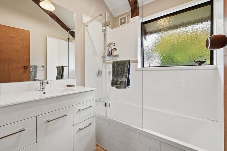 Photo of property in 4 Motoi Place, Ngongotaha, Rotorua, 3010