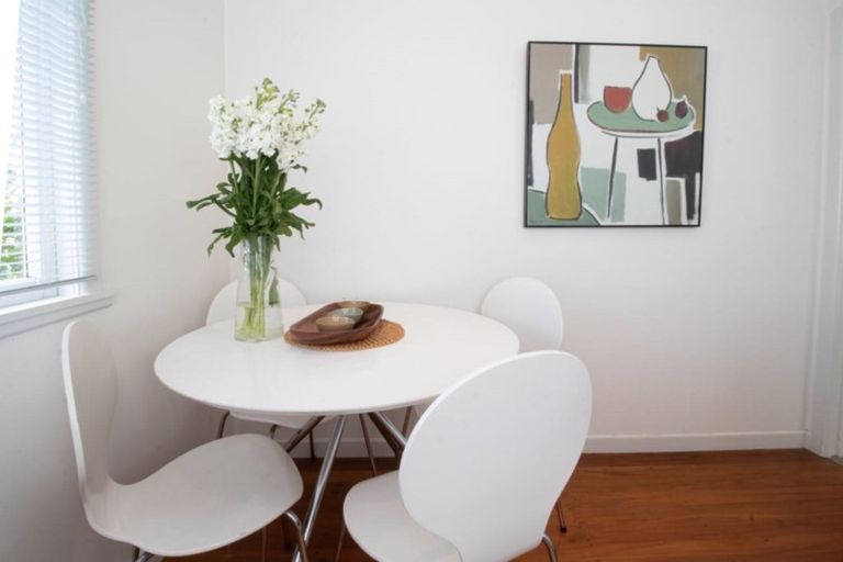 Photo of property in 5a Pendarves Street, New Plymouth, 4310