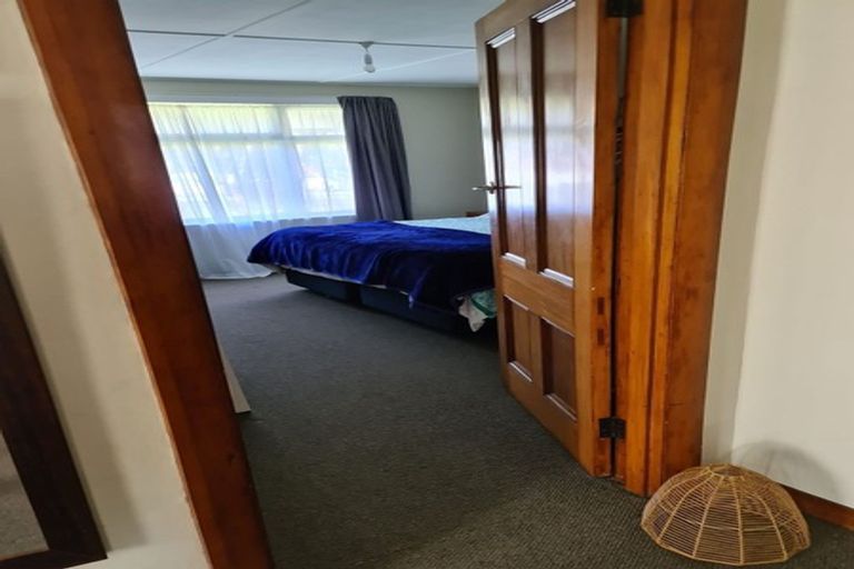 Photo of property in 138 Russell Street, Westport, 7825