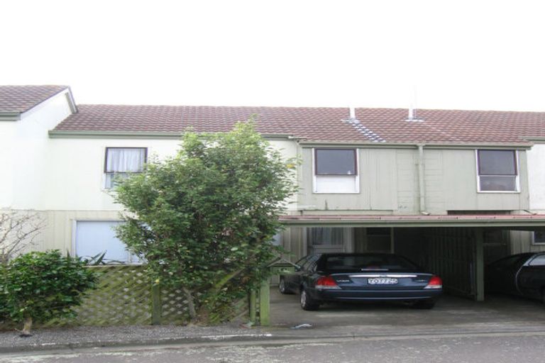 Photo of property in 11 Hollydale Grove, Churton Park, Wellington, 6037