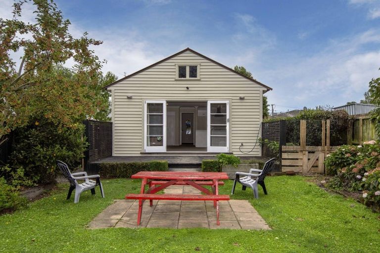 Photo of property in 38 Percy Street, Phillipstown, Christchurch, 8011