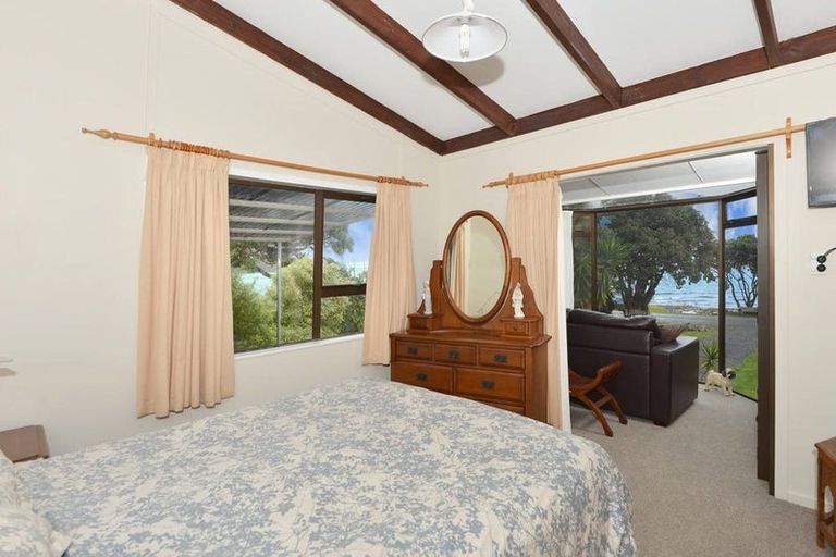 Photo of property in 65 Urquharts Bay Road, Whangarei Heads, Whangarei, 0174