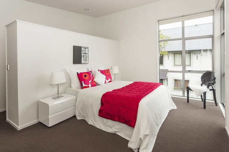 Photo of property in 32 Champion Street, Ranui, Porirua, 5024