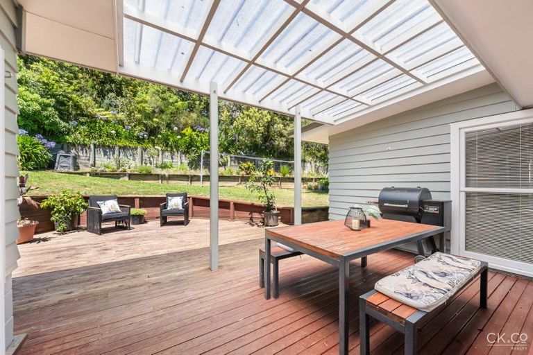 Photo of property in 14 Chichester Drive, Pinehaven, Upper Hutt, 5019