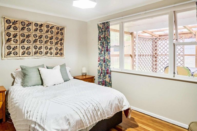 Photo of property in 23 Awatea Street, Ranui, Porirua, 5024