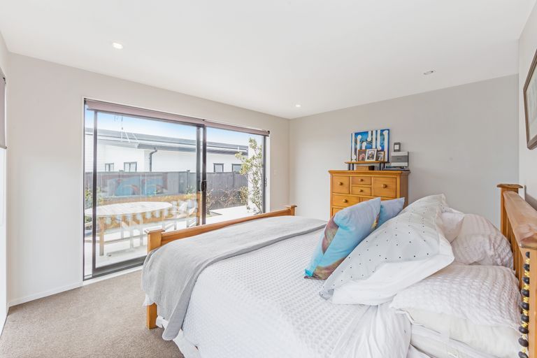 Photo of property in 48 Madison Terrace, Silverdale, 0932