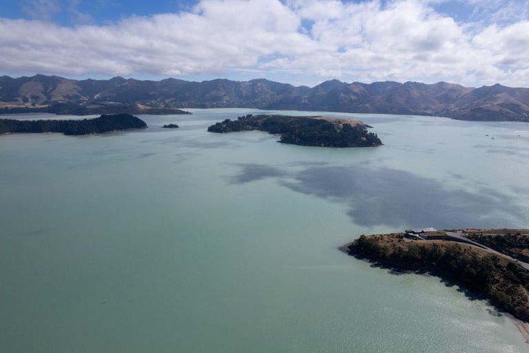 Photo of property in 4 Ohinehau Lane, Charteris Bay, Governors Bay, 8971