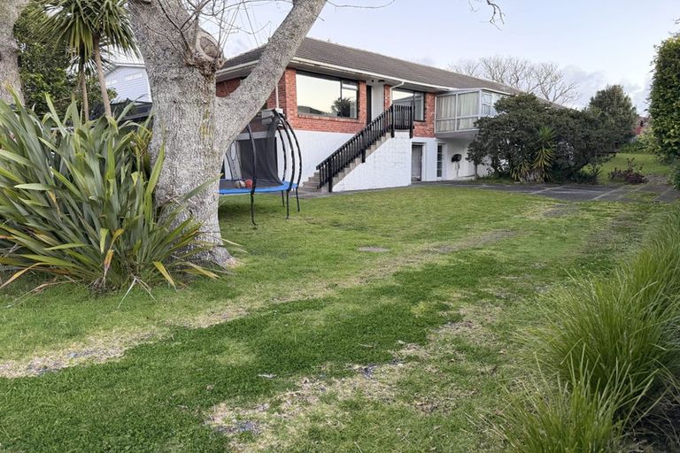 Photo of property in 1/32 Sydney Street, Hauraki, Auckland, 0622