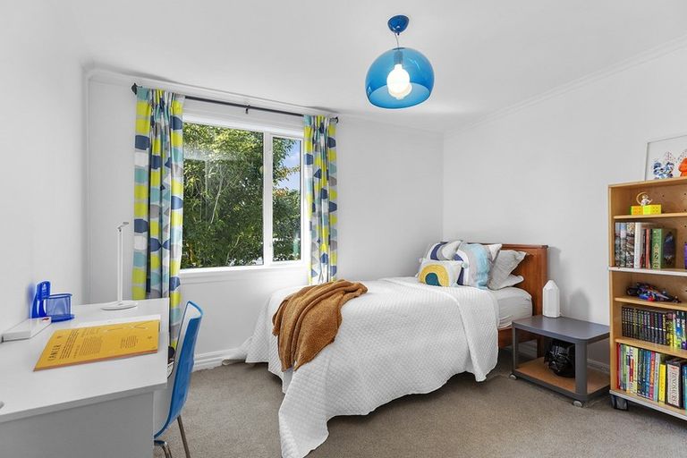 Photo of property in 15 Joll Street, Karori, Wellington, 6012