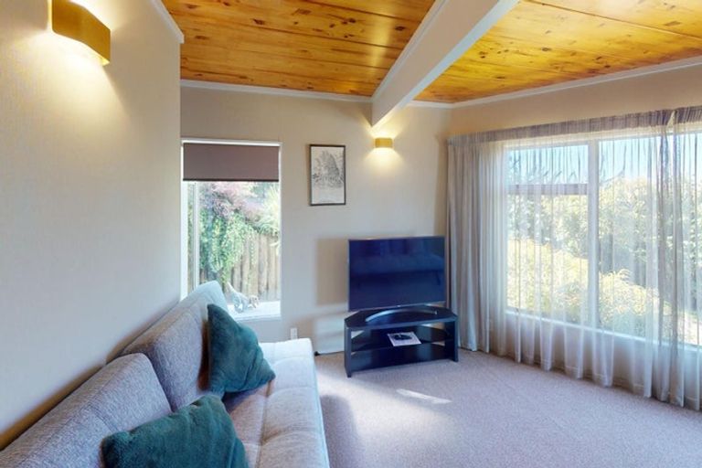 Photo of property in 199a Kawaha Point Road, Kawaha Point, Rotorua, 3010