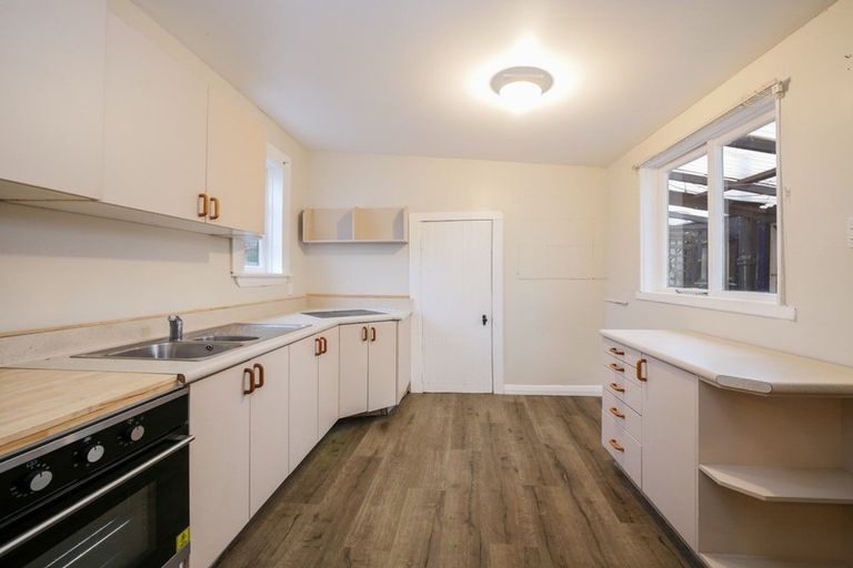 Photo of property in 6 Bathgate Street, South Dunedin, Dunedin, 9012