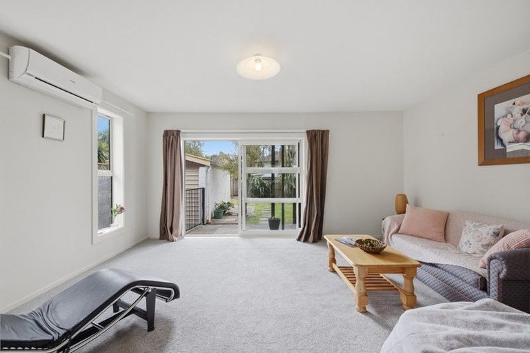 Photo of property in 1/31 Truro Street, Sumner, Christchurch, 8081
