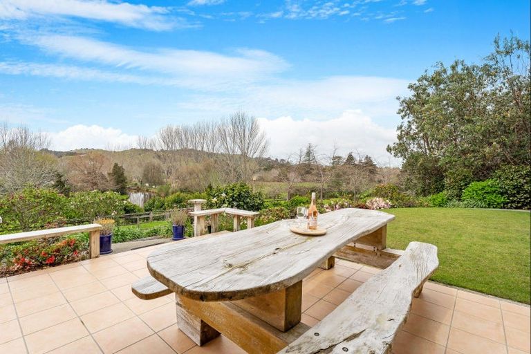 Photo of property in 393 Matakana Valley Road, Matakana, Warkworth, 0985