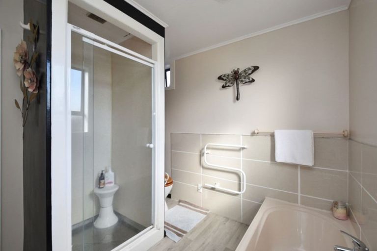 Photo of property in 84 Robertson Street, Richmond, Invercargill, 9810