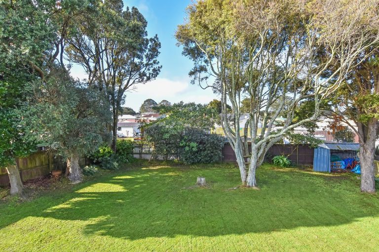 Photo of property in 31 Brentford Place, Manurewa, Auckland, 2102