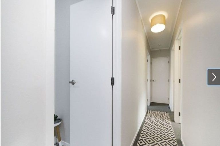 Photo of property in 102 Roberts Line, Kelvin Grove, Palmerston North, 4414