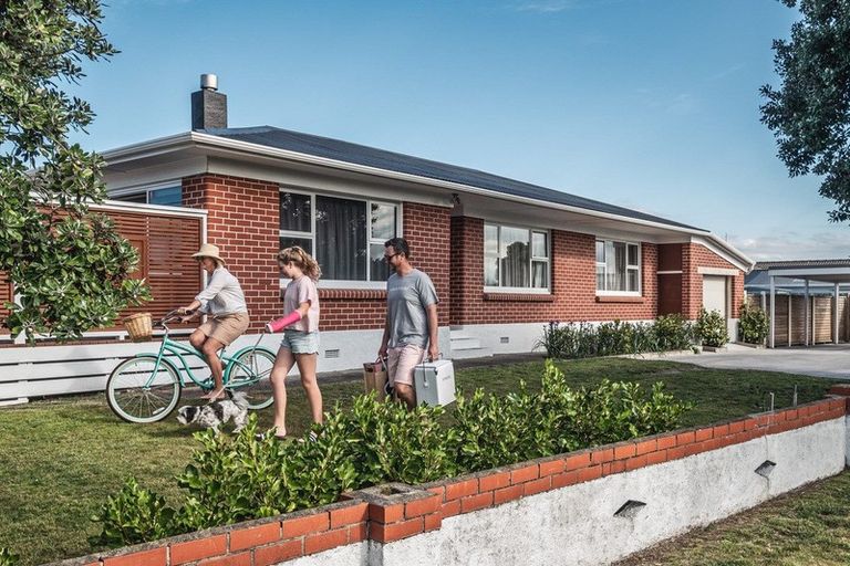 Photo of property in 28 Maranui Street, Mount Maunganui, 3116