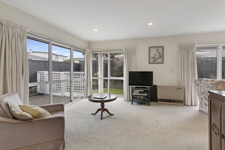 Photo of property in 10 Beach Haven Place, Paraparaumu Beach, Paraparaumu, 5032