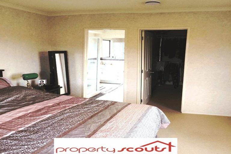 Photo of property in 49 Carousel Crescent, East Tamaki Heights, Auckland, 2016