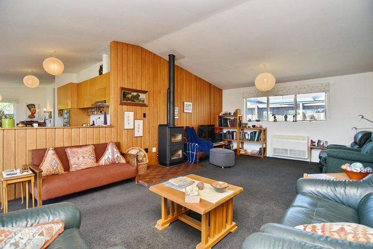Photo of property in 206 Major Hornbrook Road, Mount Pleasant, Christchurch, 8081