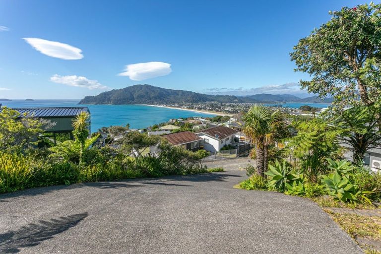 Photo of property in 5 Tirinui Crescent, Tairua, 3508