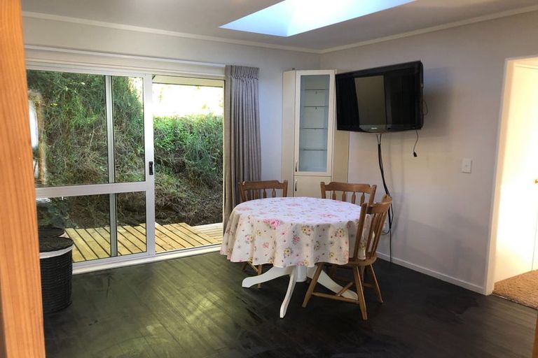 Photo of property in 23 Edgeware Road, Wilton, Wellington, 6012