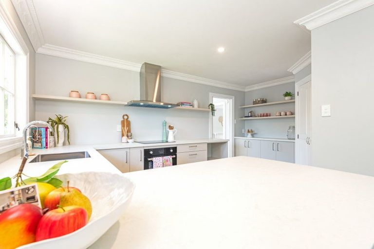 Photo of property in 54 Waterloo Crescent, Hokowhitu, Palmerston North, 4410