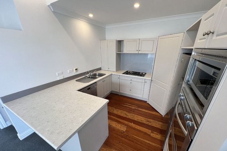 Photo of property in 78 Pirie Street, Mount Victoria, Wellington, 6011