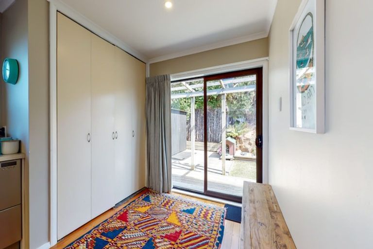 Photo of property in 140 Severn Street, Island Bay, Wellington, 6023