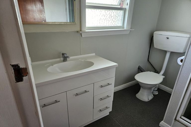 Photo of property in 9 Stoke Street, Sumner, Christchurch, 8081