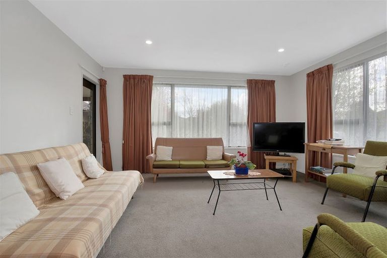 Photo of property in 47 Victoria Street, Rangiora, 7400