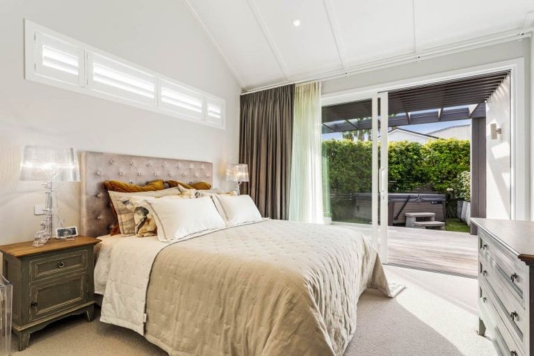 Photo of property in 18 Torea Road, Matakana, Warkworth, 0985